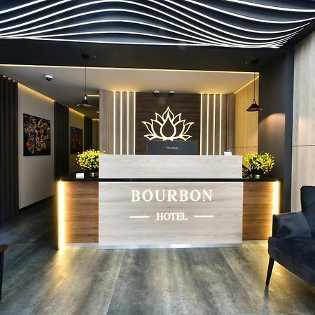 Bourbon Boutique Hotel Ереван Экстерьер фото