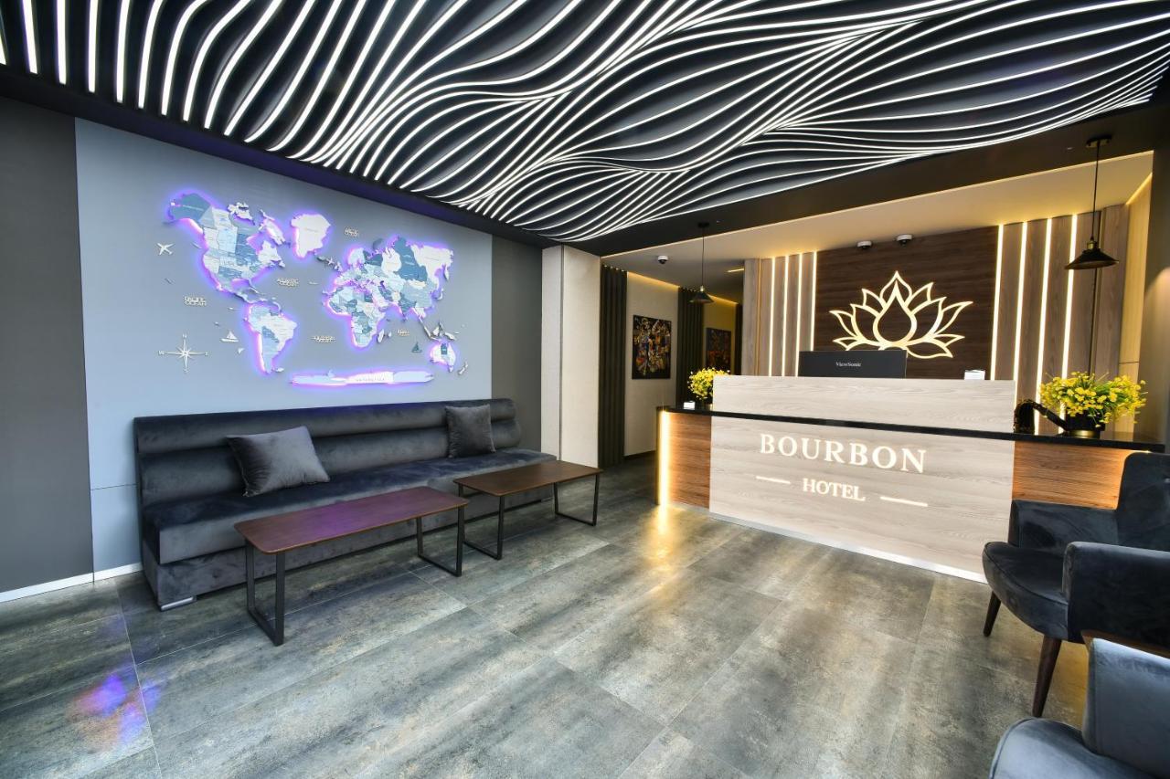 Bourbon Boutique Hotel Ереван Экстерьер фото