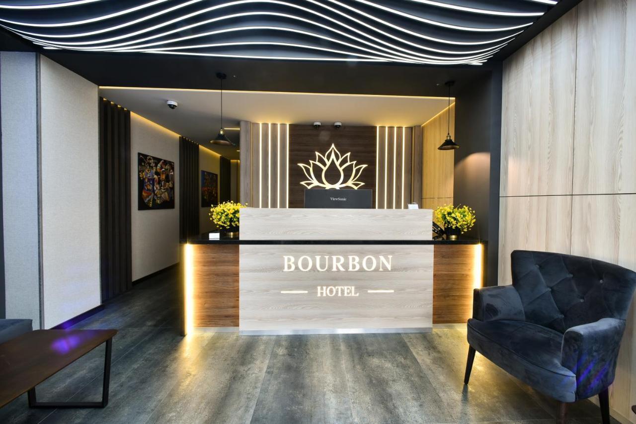 Bourbon Boutique Hotel Ереван Экстерьер фото