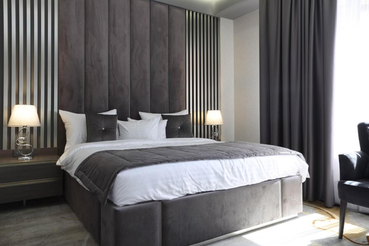 Bourbon Boutique Hotel Ереван Экстерьер фото